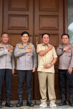 Hari Bhayangkara ke-80: Dari Pengabdian ke Penghormatan, Polri Kunjungi Para Senior